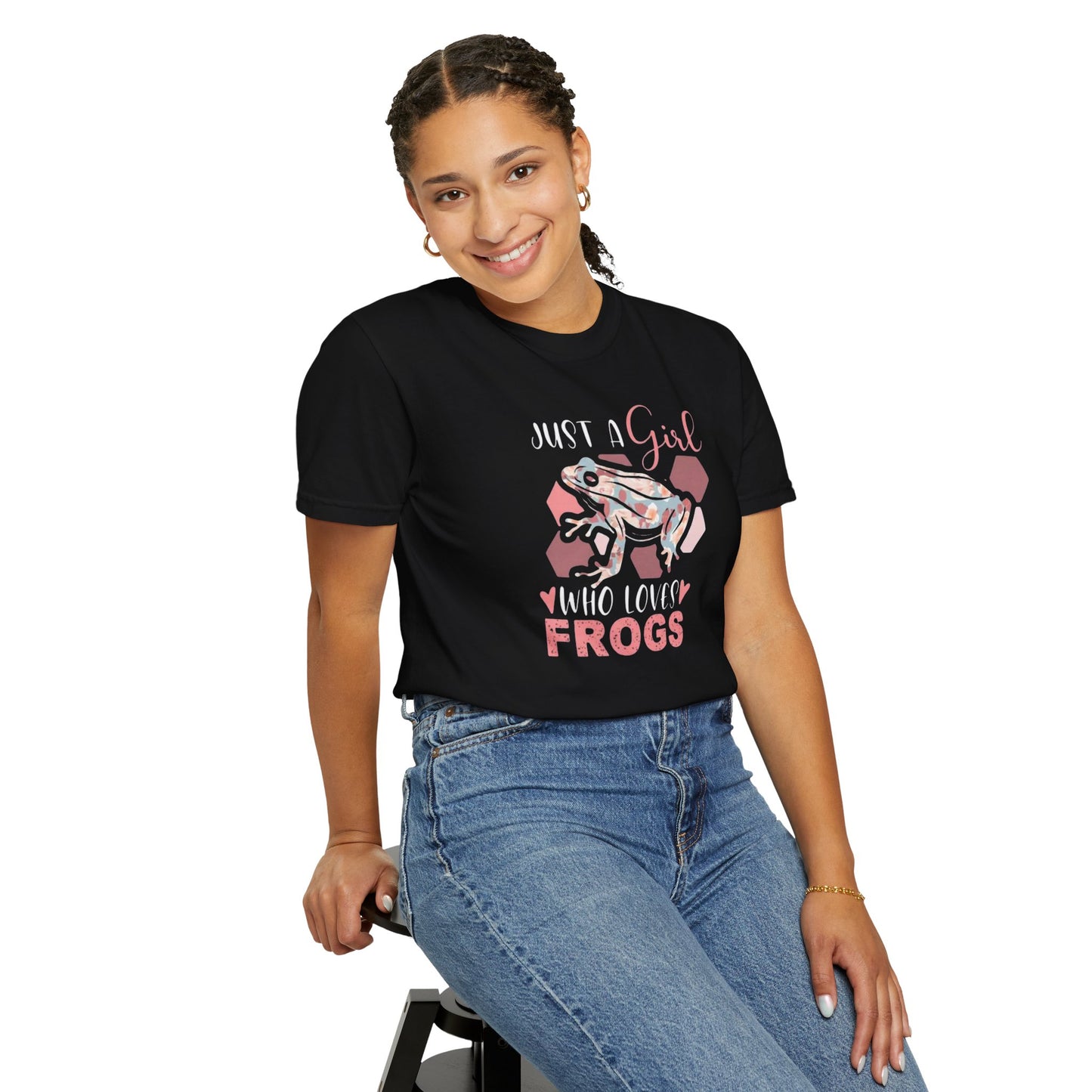 Just a Girl Who Loves Frogs, Unisex Garment-Dyed T-shirt